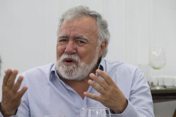 Alejandro_Encinas_manifestacion_gas_alcaldes_palacion_nacional