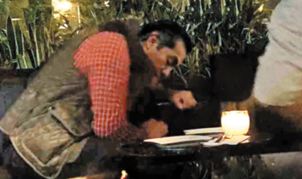 Resultado de imagen para el bronco en un bar