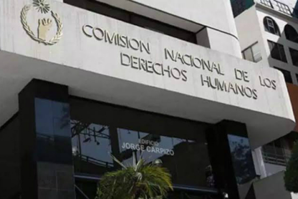 REFUTAN DECISIÓN. Tagle calificó la designación de
Rosario Piedra como un retroceso en materia
de derechos humanos. Foto: Especial