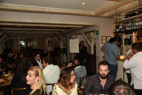 cena_con_causa_alimentos_cáncer_beneficencia