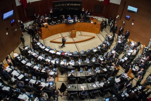 senado_familiares_niños_cancer_bloqueo