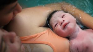 Parto en agua